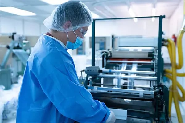 Flexible packaging produced in a contamination-controlled cleanroom facility