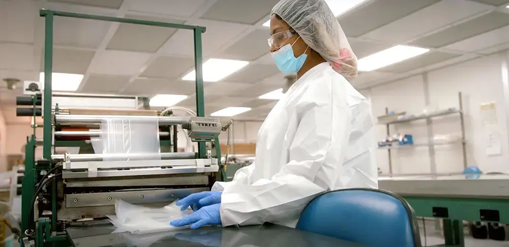 Cleanroom flexible packaging for sterile medical devices